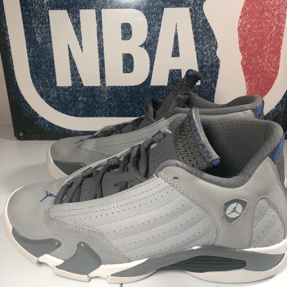 Nike Air Jordan 14 Retro Blue Wolf Gray
Size 5.5Y